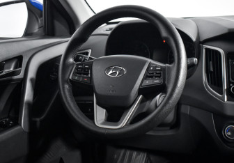 Подержанный автомобиль Hyundai Creta 2019 года (15 фото)