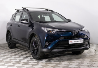 Подержанный автомобиль Toyota RAV4 2019 года (6 фото)