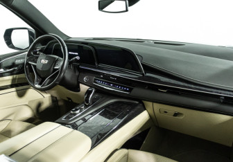 Подержанный автомобиль Cadillac Escalade Suv 2021 года (9 фото)