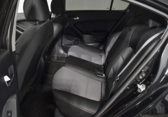 Подержанный автомобиль Kia Cerato Sedan 2014 года (11 фото)
