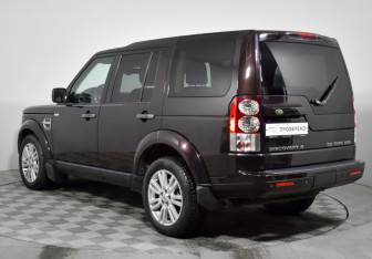 Подержанный автомобиль Land Rover Discovery 2010 года (7 фото)