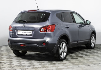 Подержанный автомобиль Nissan Qashqai 2007 года (5 фото)