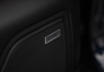 Подержанный автомобиль Porsche Macan 2019 года (26 фото)