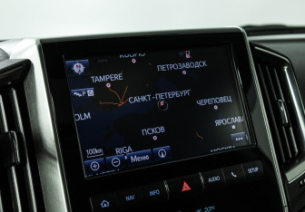 Подержанный автомобиль Toyota Land Cruiser Suv 2018 года (17 фото)