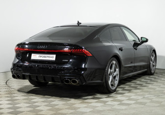 Подержанный автомобиль Audi A7 2018 года (5 фото)