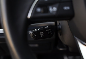 Подержанный автомобиль Audi Q3 2025 года (24 фото)