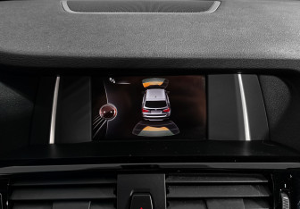 Подержанный автомобиль BMW X3 2015 года (17 фото)