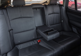 Подержанный автомобиль BMW X4 2014 года (27 фото)