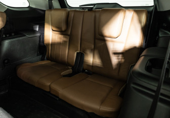 Подержанный автомобиль Changan CS95 2022 года (20 фото)