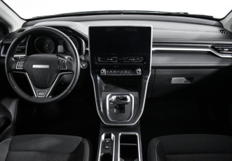 Подержанный автомобиль Haval M6 2023 года (14 фото)