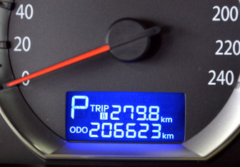 Подержанный автомобиль Hyundai Sonata 2008 года (6 фото)