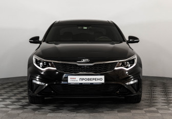 Подержанный автомобиль Kia Optima Sedan 2019 года (3 фото)