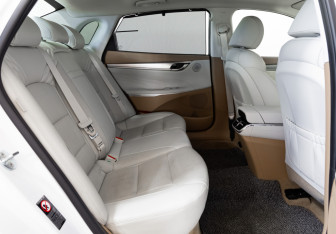 Подержанный автомобиль Hyundai Grandeur 2021 года (26 фото)
