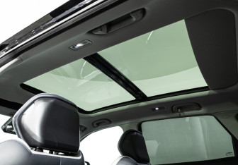 Подержанный автомобиль Geely Atlas 2024 года (15 фото)