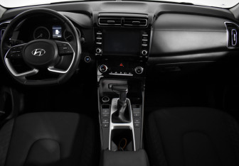 Подержанный автомобиль Hyundai Creta 2021 года (15 фото)