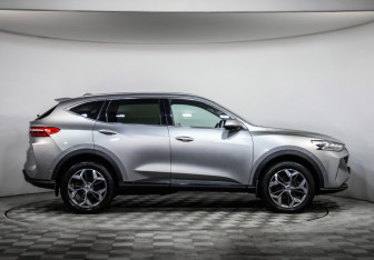 Подержанный автомобиль Haval F7 2022 года (4 фото)