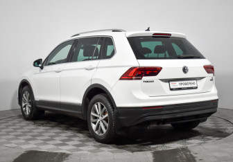 Подержанный автомобиль Volkswagen Tiguan 2017 года (7 фото)