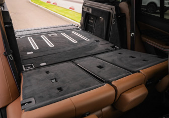 Подержанный автомобиль BMW X5 M 2021 года (35 фото)