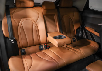 Подержанный автомобиль Omoda C5 2022 года (30 фото)