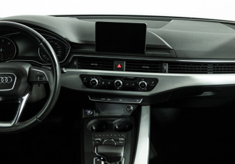 Подержанный автомобиль Audi A4 Sedan 2015 года (14 фото)