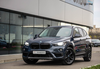 Подержанный автомобиль BMW X1 2016 года (1 фото)