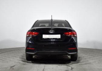 Подержанный автомобиль Hyundai Solaris Sedan 2019 года (6 фото)