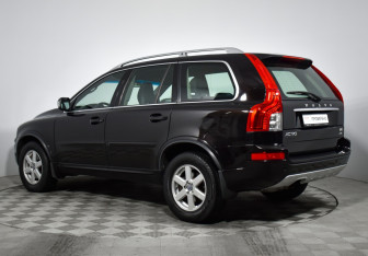 Подержанный автомобиль Volvo XC90 2013 года (7 фото)