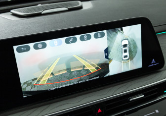 Подержанный автомобиль Chery Arrizo 8 2023 года (15 фото)