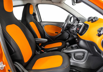Подержанный автомобиль Smart Forfour 2016 года (17 фото)