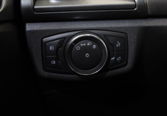 Подержанный автомобиль Ford Mondeo Sedan 2014 года (18 фото)