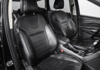 Подержанный автомобиль Ford Kuga 2016 года (20 фото)