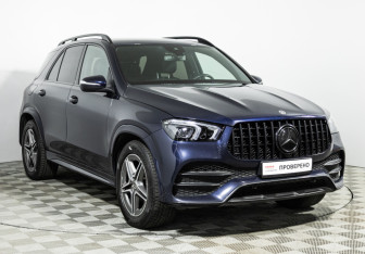 Подержанный автомобиль Mercedes-Benz GLE 2021 года (3 фото)