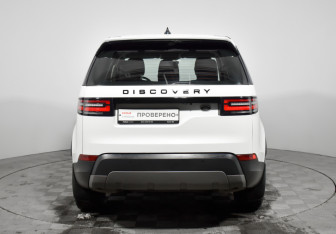 Подержанный автомобиль Land Rover Discovery 2017 года (6 фото)