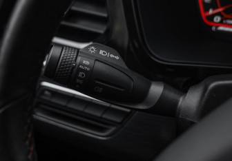 Подержанный автомобиль Geely Tugella 2023 года (26 фото)