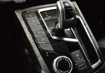 Подержанный автомобиль Geely Atlas Pro 2024 года (17 фото)