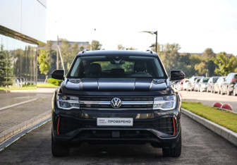 Подержанный автомобиль Volkswagen Teramont 2022 года (4 фото)
