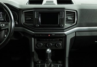 Подержанный автомобиль Volkswagen Amarok 2018 года (14 фото)