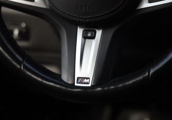 Подержанный автомобиль BMW X6 2020 года (16 фото)