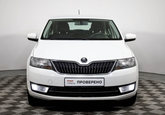Подержанный автомобиль Skoda Rapid Liftback 2016 года (2 фото)
