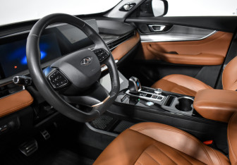 Подержанный автомобиль Chery Tiggo 8 Pro 2021 года (9 фото)