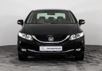 Подержанный автомобиль Honda Civic Sedan 2014 года (2 фото)