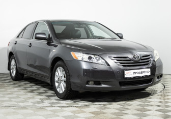 Подержанный автомобиль Toyota Camry Sedan 2008 года (3 фото)