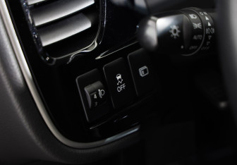 Подержанный автомобиль Mitsubishi Outlander 2022 года (21 фото)