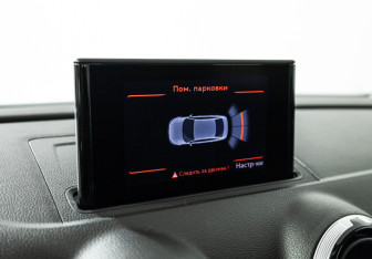 Подержанный автомобиль Audi A3 Sedan 2014 года (16 фото)