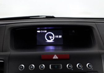 Подержанный автомобиль Honda CR-V 2013 года (21 фото)