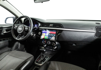 Подержанный автомобиль Kia Rio Sedan 2017 года (9 фото)