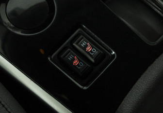 Подержанный автомобиль Mitsubishi Outlander 2019 года (20 фото)