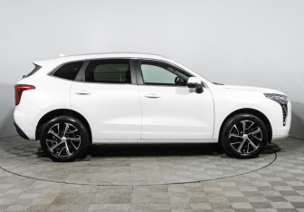 Подержанный автомобиль Haval Jolion 2023 года (4 фото)