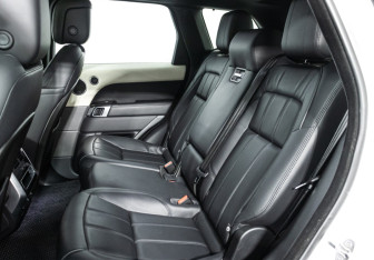 Подержанный автомобиль Land Rover Range Rover Sport 2020 года (10 фото)