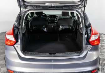 Подержанный автомобиль Ford Focus Hatchback 2014 года (22 фото)